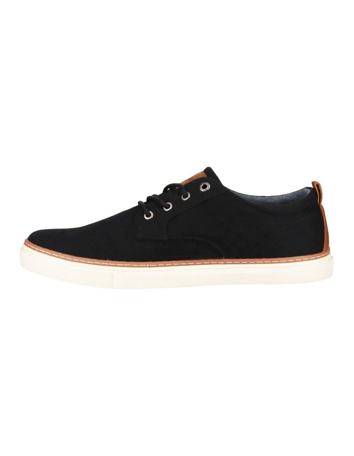 Brad Sneaker in Black