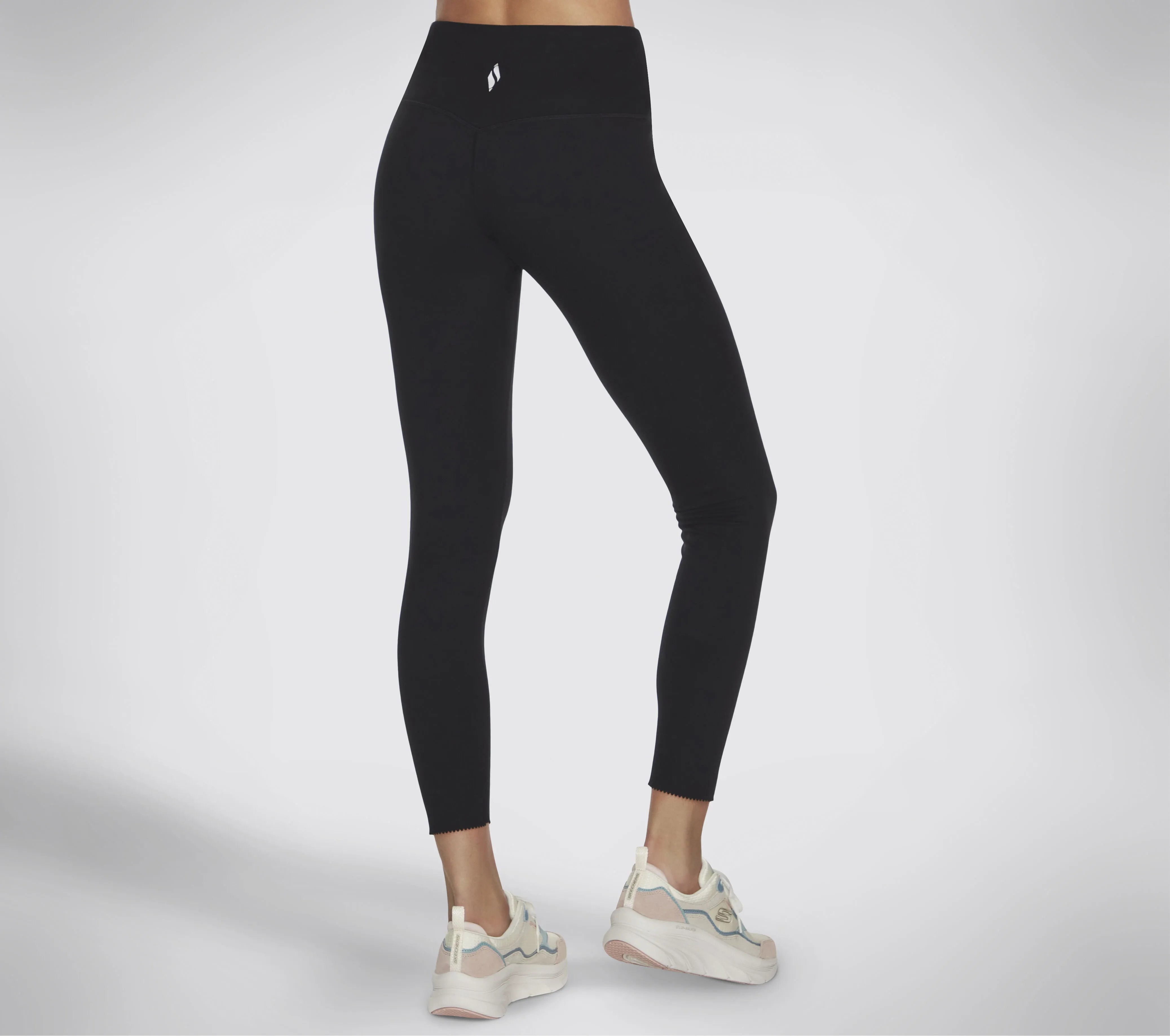 GO SCULPT Scalloped HW Legging