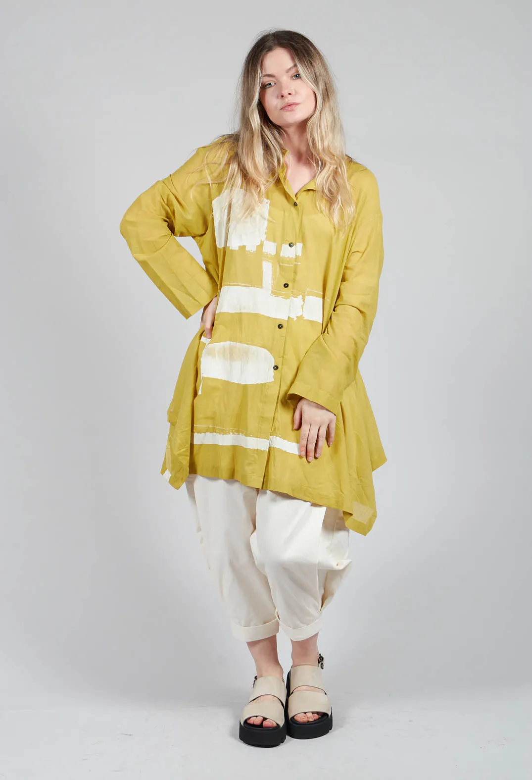 Lightweight Longline Shirt in Mustard Print