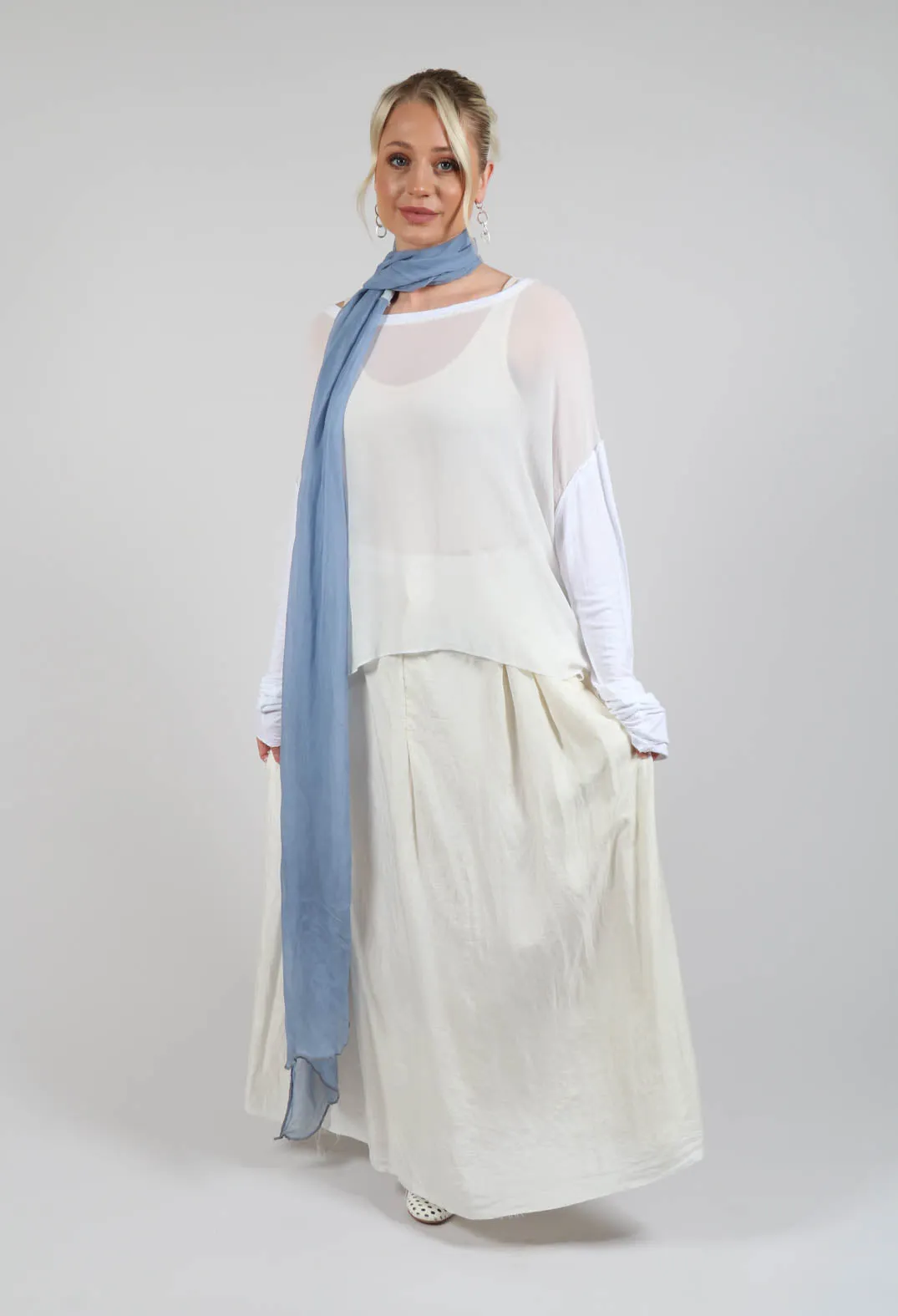 Lightweight Top with Contrasting Sleeves in White