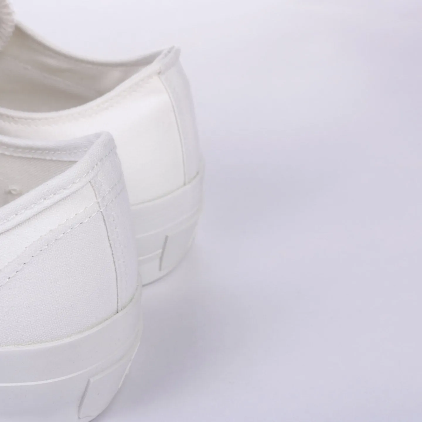 NEEDLES ASYMMETRIC GHILLIE SNEAKER WHITE