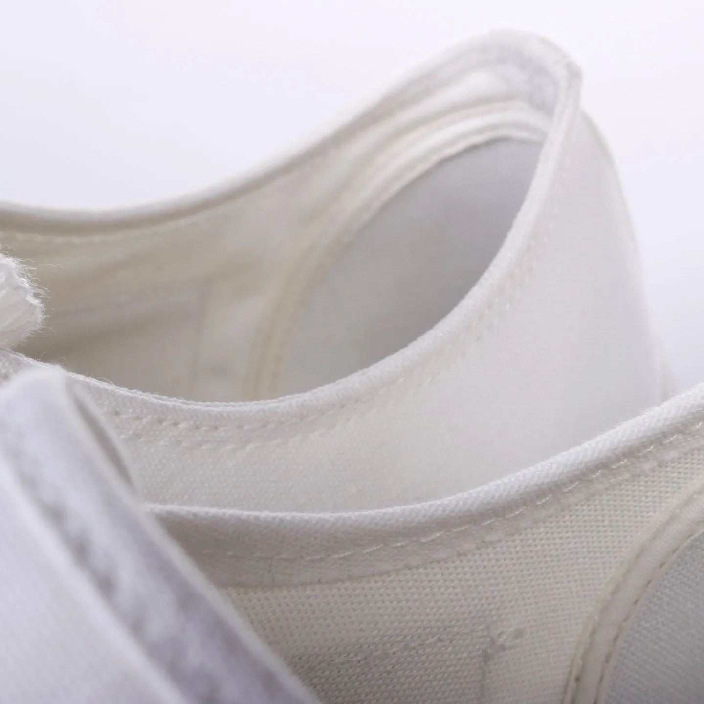 NEEDLES ASYMMETRIC GHILLIE SNEAKER WHITE