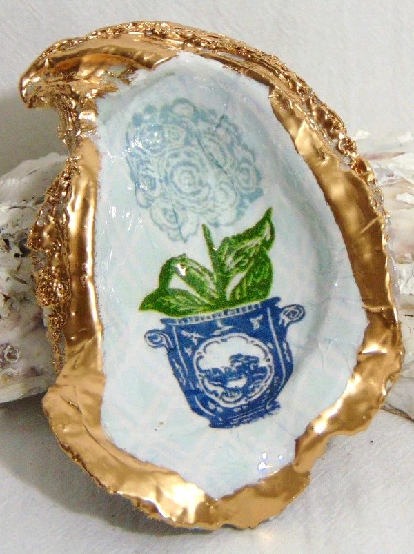 Oyster Shell Trinket Dish (multiple variants)