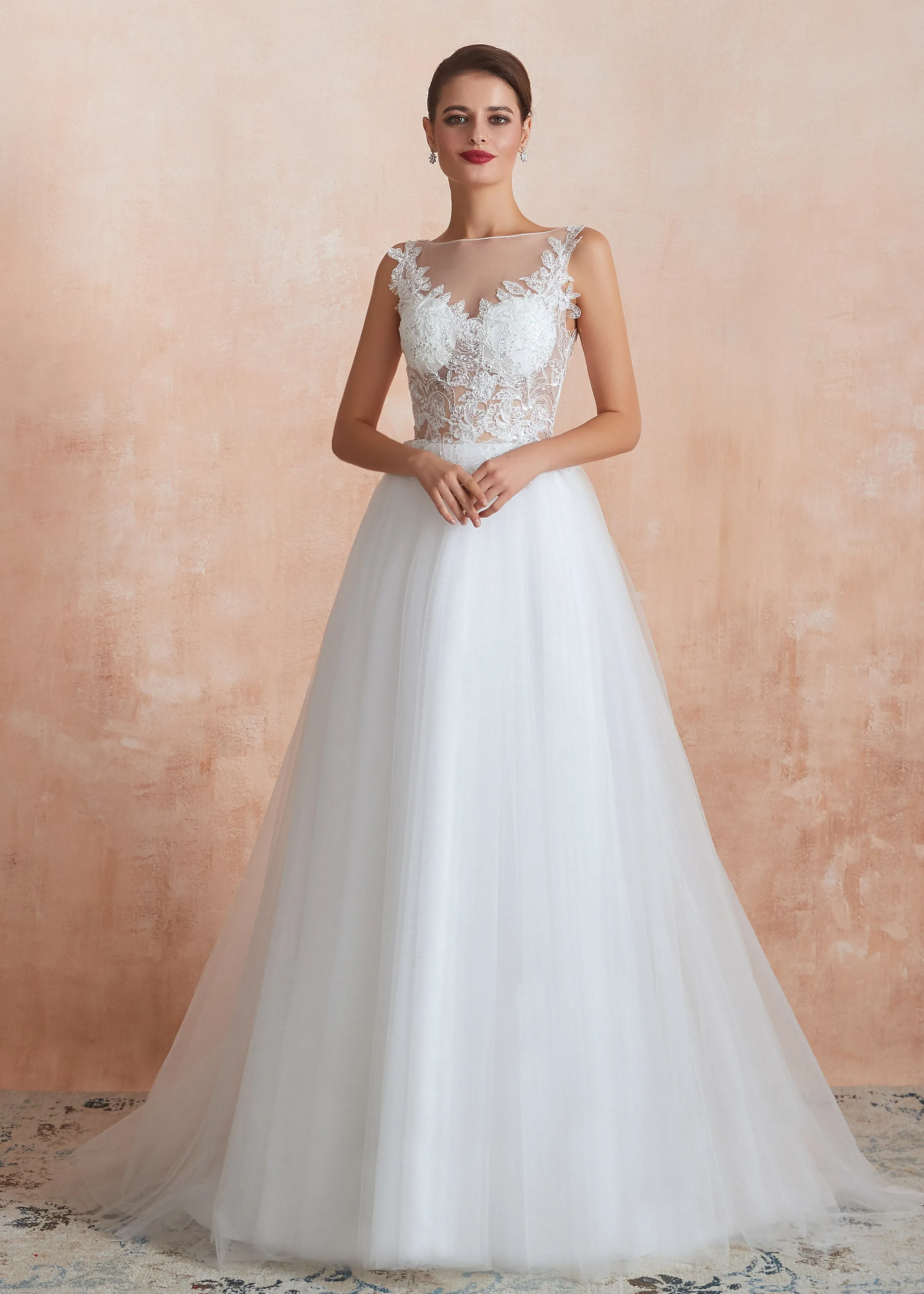 Sleeveless Lace Wedding Dress with Tulle Skirt EN3402